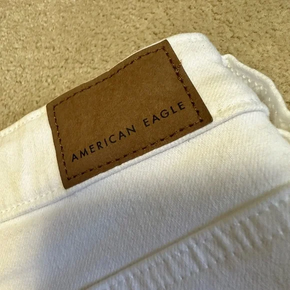 American Eagle White Shorts Stretch - Picture 3 of 8